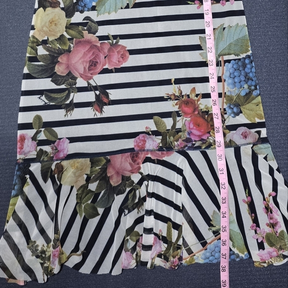 Juicy Couture Regal Bouquet Print Black and White Striped Dress Size XL - Picture 5 of 6